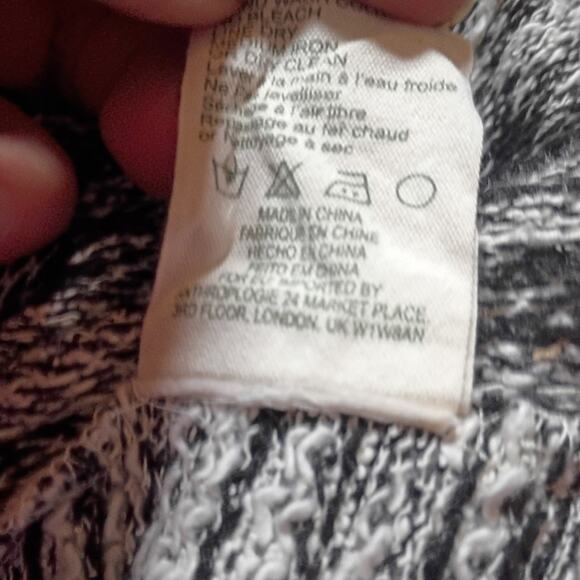 Anthropologie Tiny Boho Tribal Drape Cardigan Sm Black White Geo Knit Layering - Picture 11 of 11